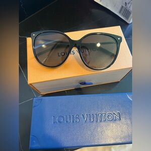 Louis Vuitton Black Sunglasses